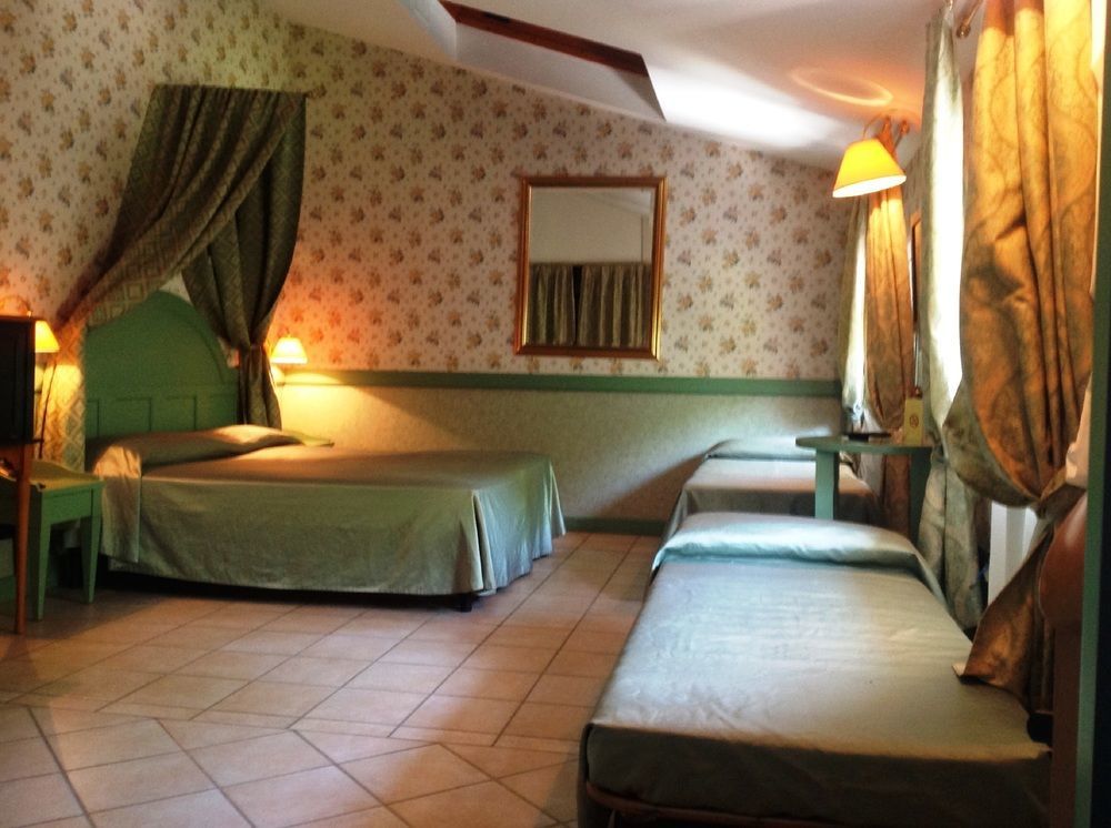 אימולה Hotel Ville Panazza מראה חיצוני תמונה